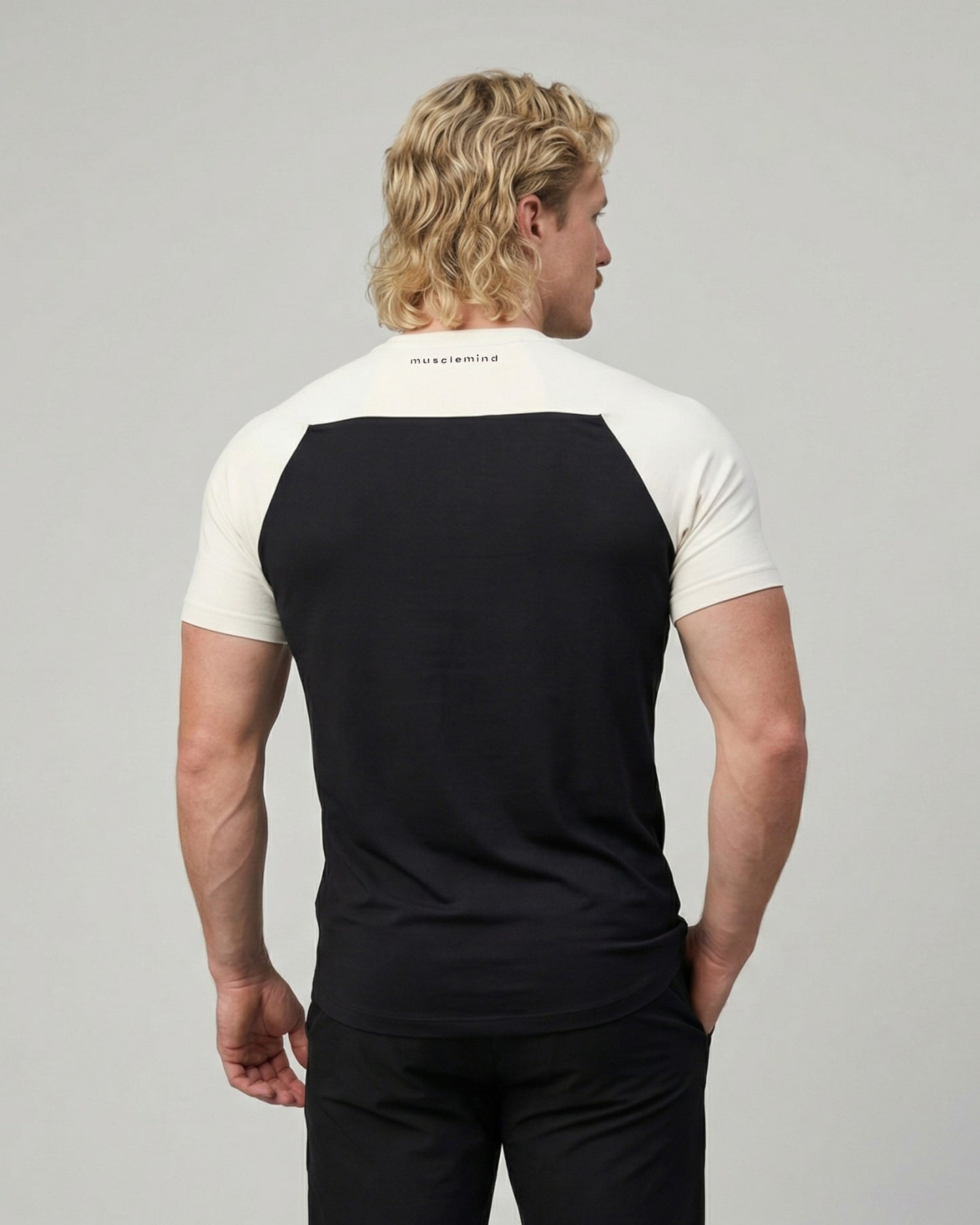 Essential Performance T-shirt