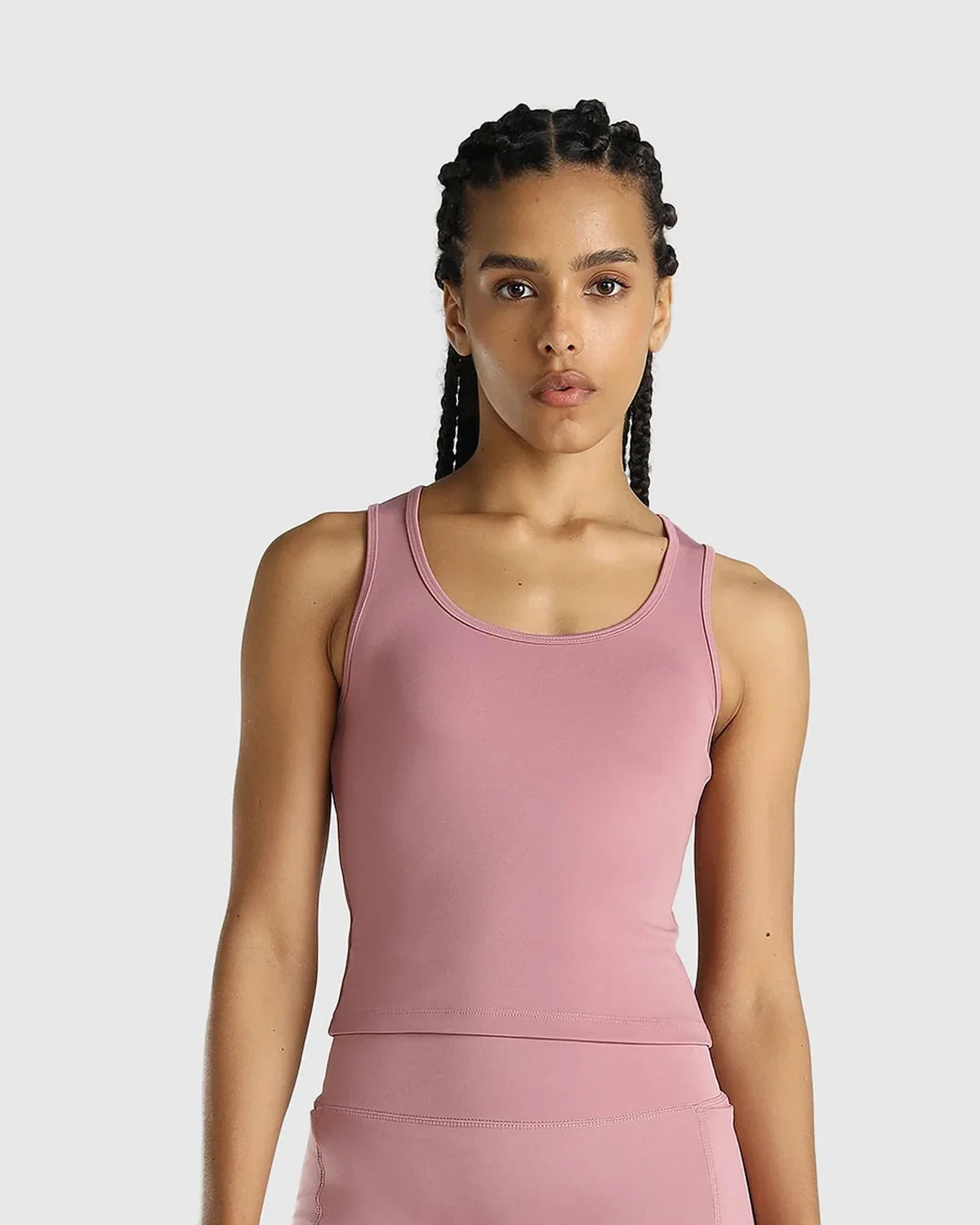 Airy Feel. Effortless Stretch. 
Built to stretch as far as you do.