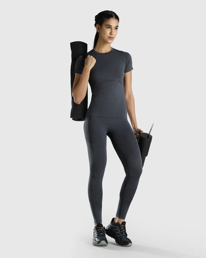 Womens Seamless Leggings + Womens Seamless Slim fit T-shirt (Black)